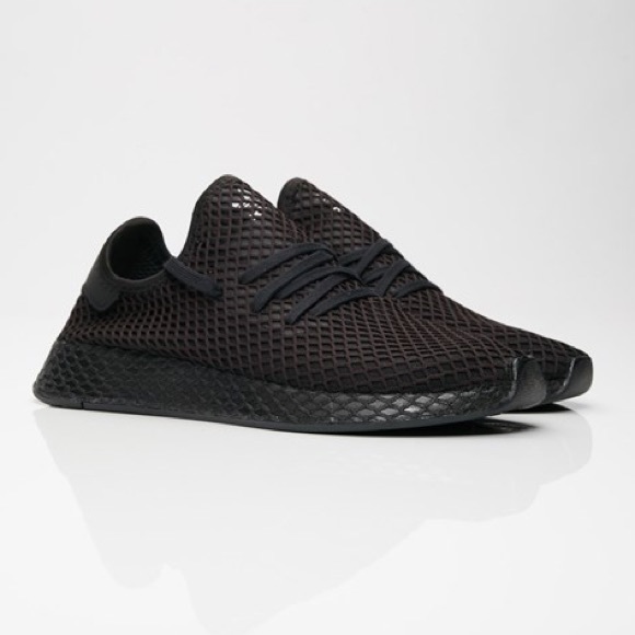 deerupt black men